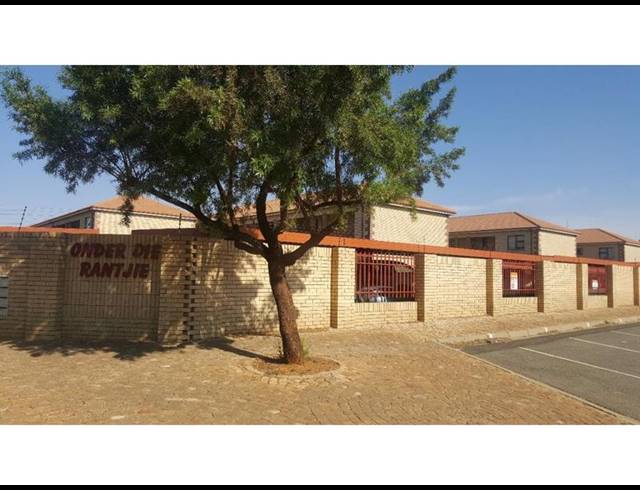1 BEDROOM APARTMENT FOR SALE IN DASSIE RAND